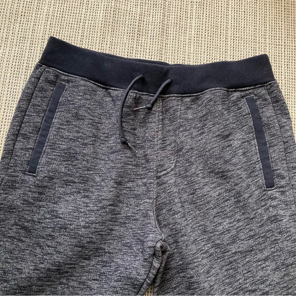 Hollister Women’s Joggers Size Small - Picture 2 of 11